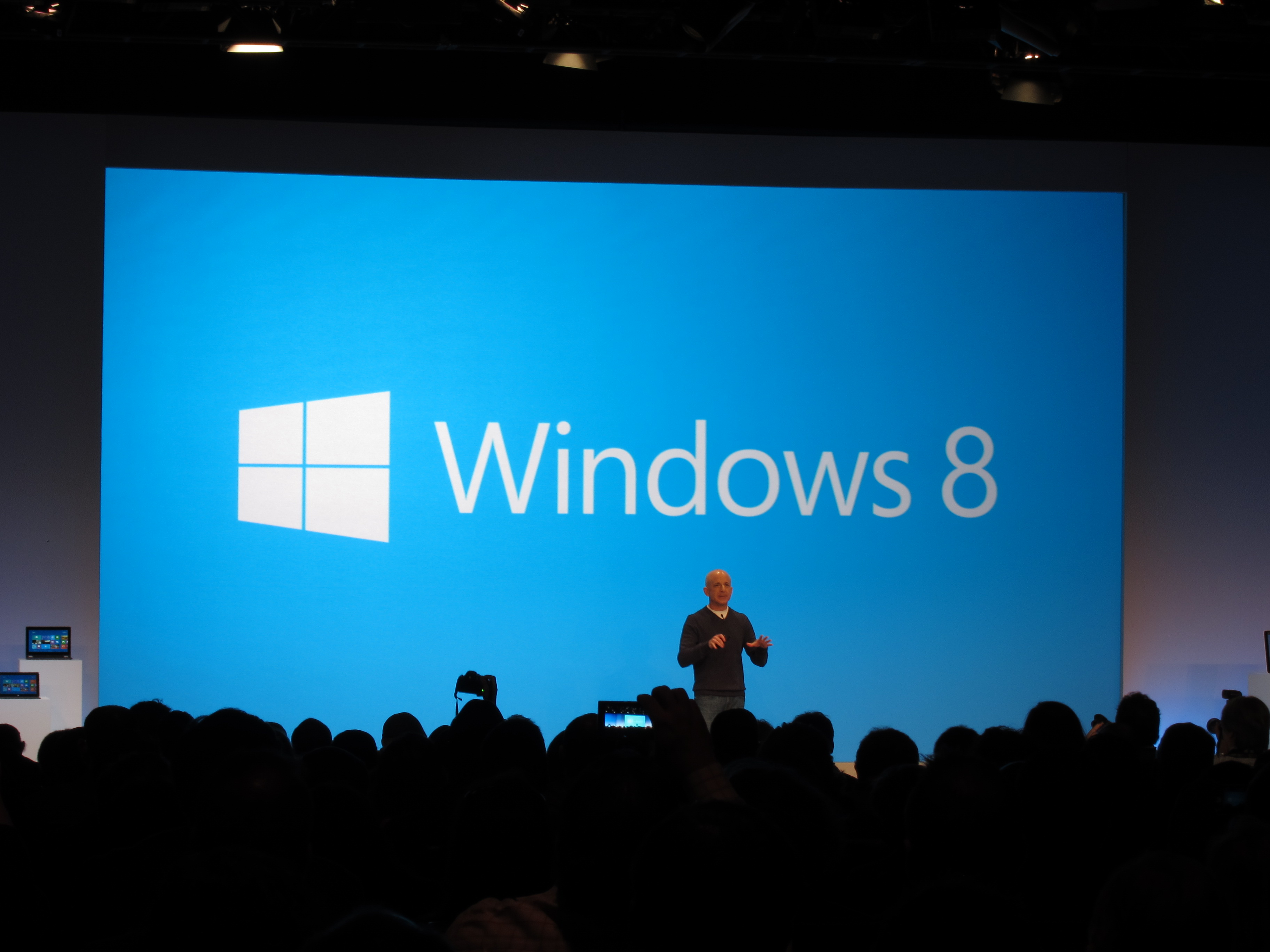Windows chief Steven Sinofsky pushed out of Microsoft