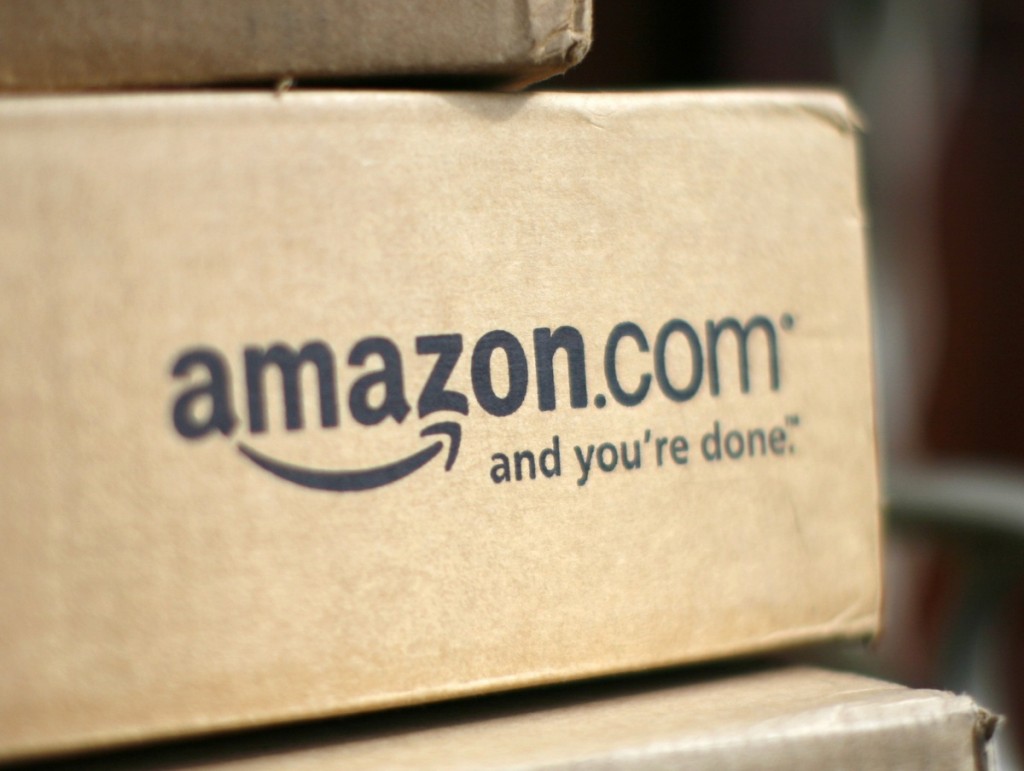 Amazon tops customer satisfaction pole