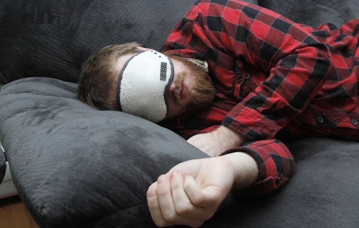 The Napwell Mask Makes Sure You Get A Good Nap