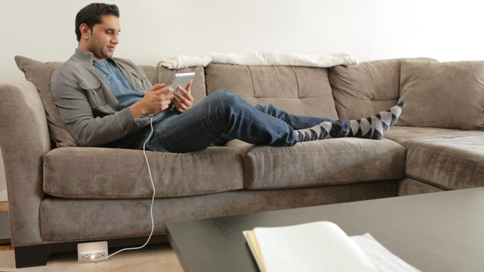 Nuplug: The Attachable Extension Cord 