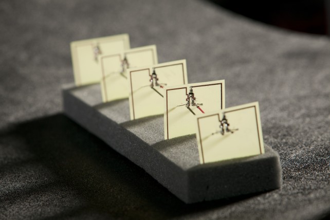 wireless device converts microwaves into electrical power